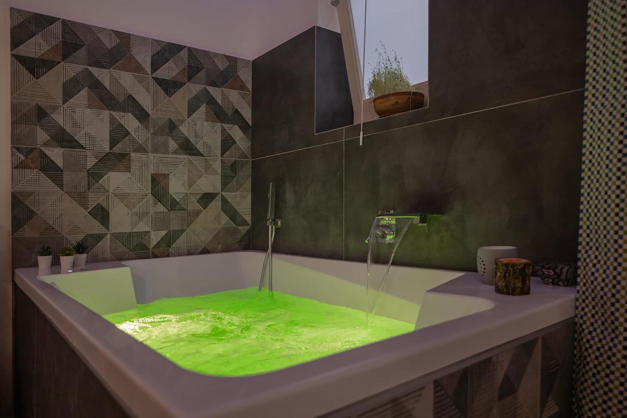 Essenza Suite Siracusa Con Jacuzzi Privata Сиракузы Экстерьер фото